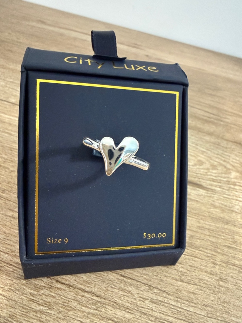 Gorgeous Silver Tone Ring, size 9